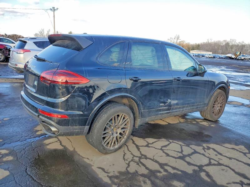 Photo 3 from auction – 2017 PORSCHE CAYENNE with VIN WP1AA2A20HKA89242