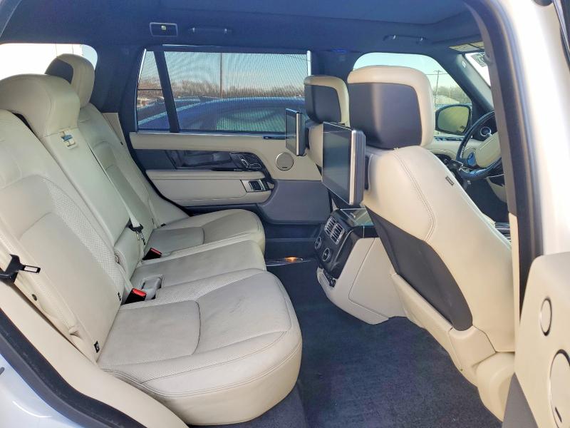Photo 11 from auction – 2018 LAND ROVER RANGE ROVE with VIN SALGS5RE2JA387515