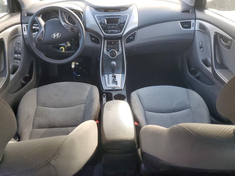Photo 8 from auction – 2013 HYUNDAI ELANTRA GL with VIN 5NPDH4AE0DH296934
