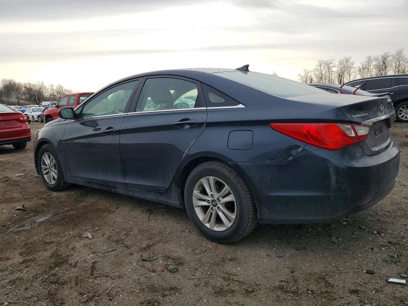 Photo 2 from auction – 2013 HYUNDAI SONATA GLS with VIN 5NPEB4AC8DH760878