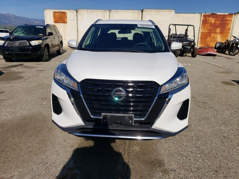 Photo 5 from auction – 2021 NISSAN KICKS with VIN 3N1CP5CV4ML525359