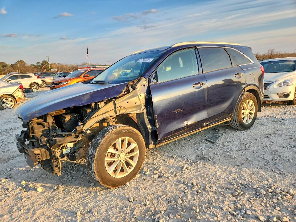 Photo 1 from auction – 2016 KIA SORENTO LX with VIN 5XYPG4A36GG092567