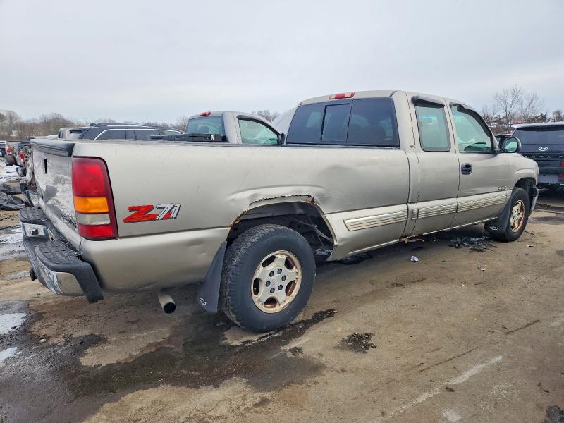 Photo 3 from auction – 2000 CHEVROLET SILVERADO with VIN 1GCEK19T3YE265822