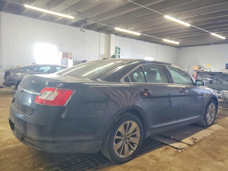 Photo 3 from auction – 2010 FORD TAURUS LIM with VIN 1FAHP2FW4AG134207