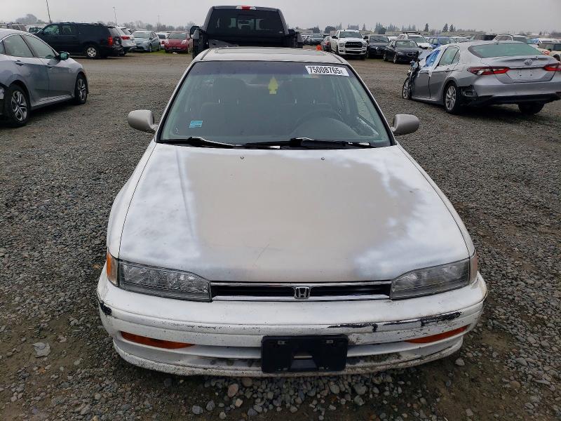 Photo 5 from auction – 1993 HONDA ACCORD EX with VIN JHMCB7671PC018650