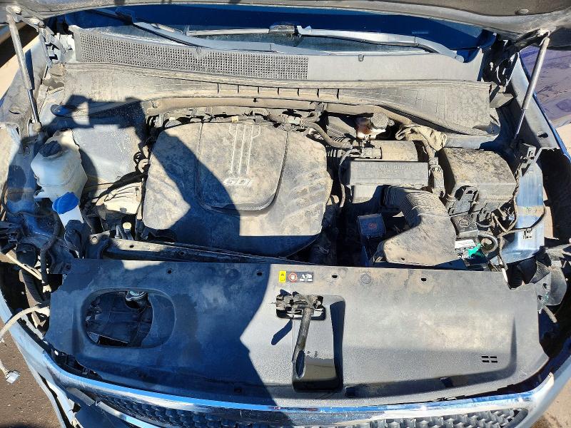 Photo 12 from auction – 2018 KIA SORENTO LX with VIN 5XYPGDA58JG343663