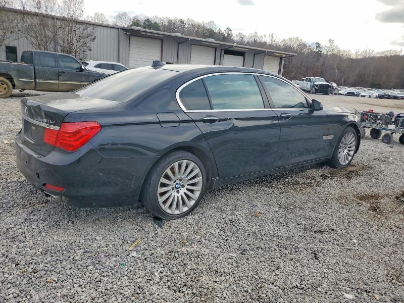 Photo 3 from auction – 2012 BMW 750 with VIN WBAKB8C54CC962522