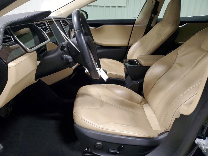 Photo 7 from auction – 2013 TESLA MODEL S with VIN 5YJSA1CN7DFP22544
