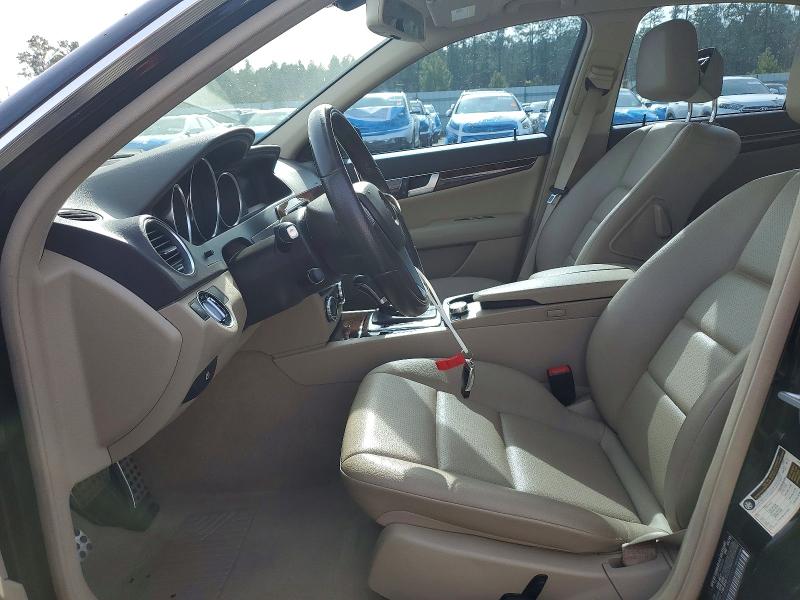 Photo 7 from auction – 2013 MERCEDES-BENZ C 300 4MAT with VIN WDDGF8AB5DR279013