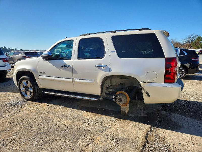 Photo 2 from auction – 2008 CHEVROLET TAHOE with VIN 1GNFC13008R275997