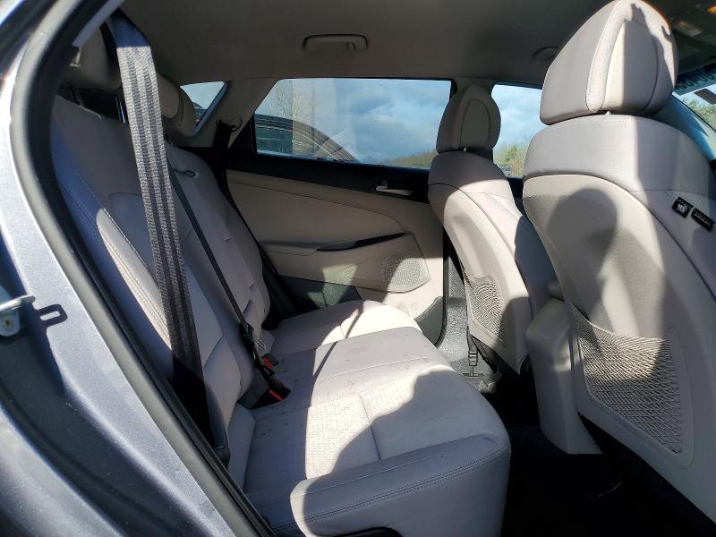 Photo 11 from auction – 2017 HYUNDAI TUCSON with VIN KM8J3CA4XHU313183