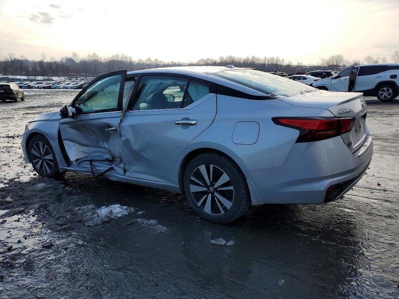Photo 2 from auction – 2022 NISSAN ALTIMA SV with VIN 1N4BL4DV7NN400313