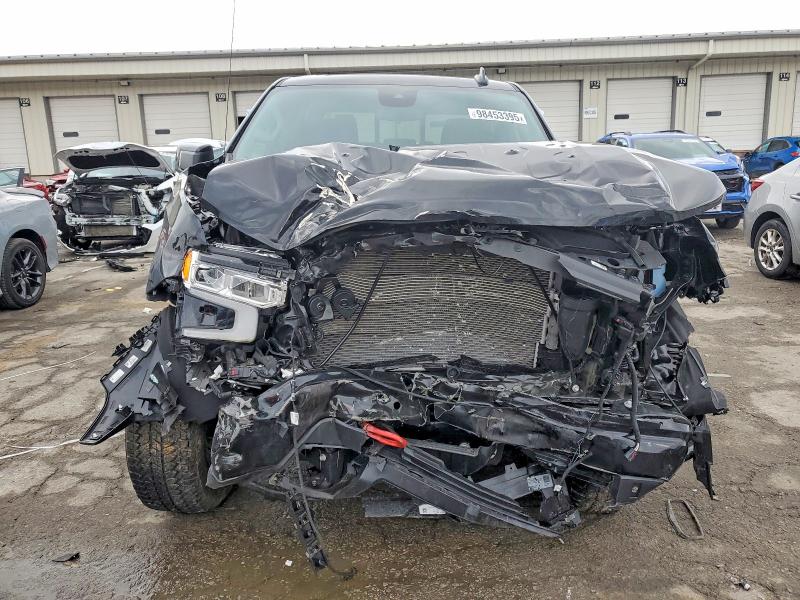 Zdjęcie 5 z aukcji – 2025 CHEVROLET SILVERADO z VIN 3GCUKFED6SG336342