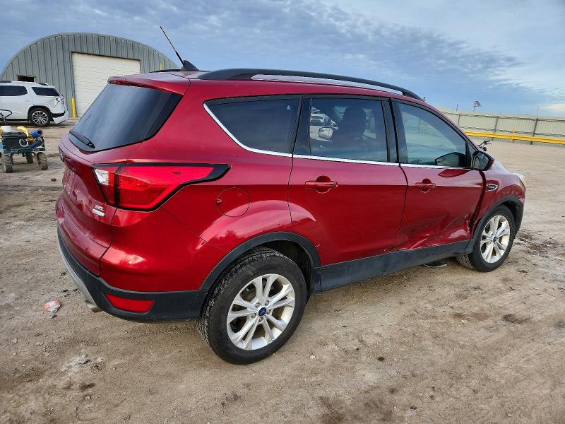 Foto 3 de la subasta – 2019 FORD ESCAPE SEL con VIN 1FMCU0HD4KUB59958