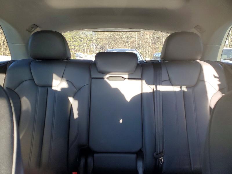 Photo 10 from auction – 2019 AUDI Q5 PREMIUM with VIN WA1BNAFY7K2108811