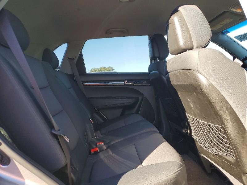 Photo 11 from auction – 2013 KIA SORENTO with VIN 5XYKT3A61DG424792