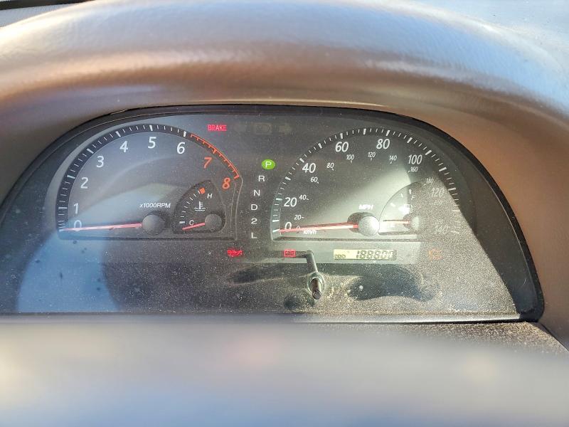Photo 9 from auction – 2002 TOYOTA CAMRY with VIN 4T1BE32K32U600187