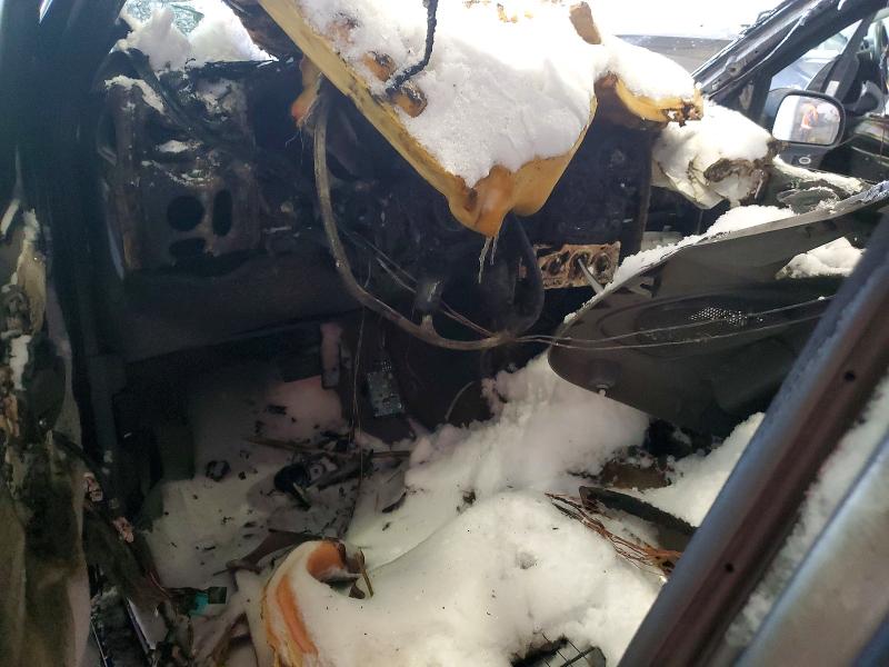 Photo 8 from auction – 2006 GMC ENVOY with VIN 1GKDT13S362254024
