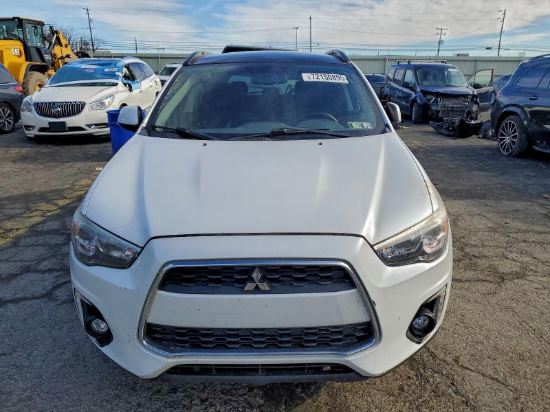 Photo 5 from auction – 2015 MITSUBISHI OUTLANDER with VIN 4A4AR4AU9FE052363
