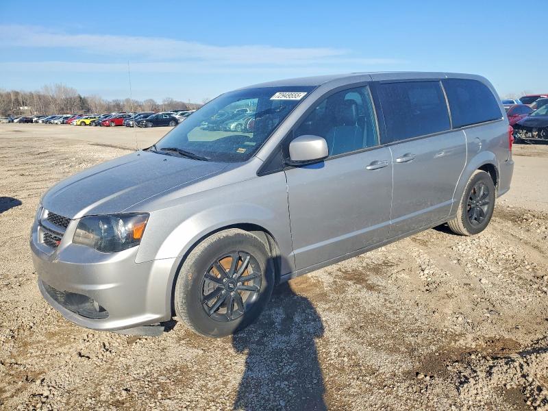 DODGE GRAND CARA 2019 with VIN 2C4RDGEG6KR765149 - Photo from auction