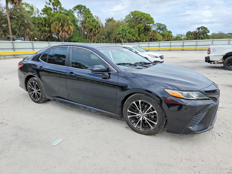 Photo 4 from auction – 2018 TOYOTA CAMRY L with VIN JTNB11HK5J3036764
