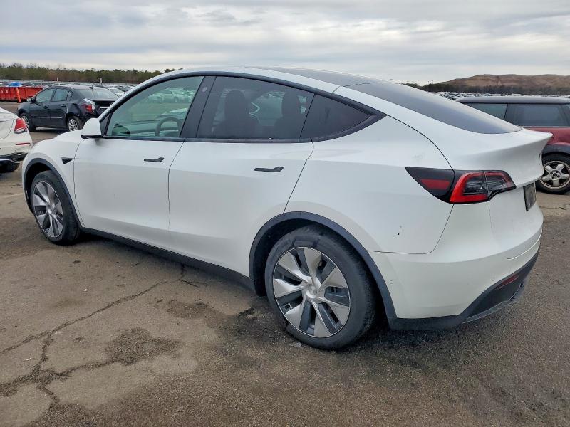 Photo 2 from auction – 2021 TESLA MODEL Y with VIN 5YJYGAED1MF133406