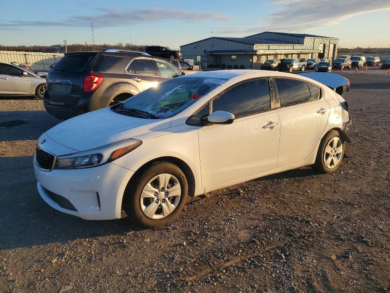 KIA FORTE LX 2017 with VIN 3KPFK4A72HE078919 - Photo from auction
