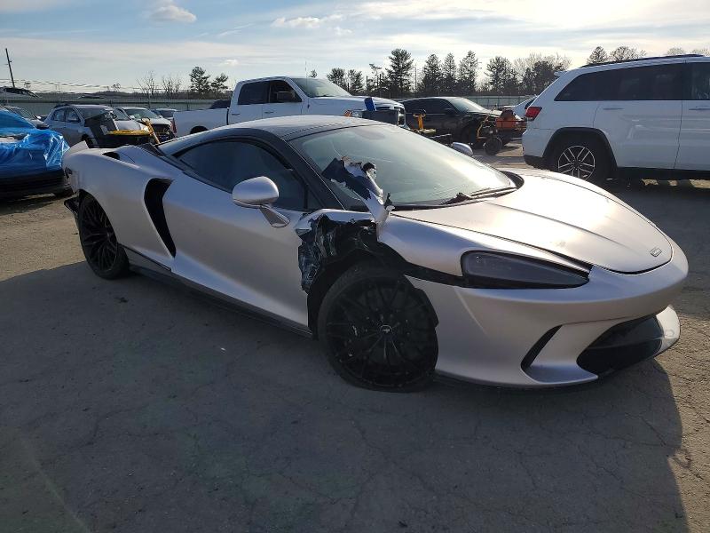 Photo 4 from auction – 2021 MCLAREN GT with VIN SBM22GCA1MW001118