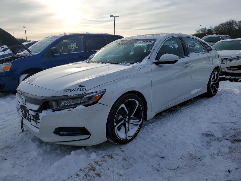 HONDA ACCORD 2018 with VIN 1HGCV2F35JA019832 - Photo from auction