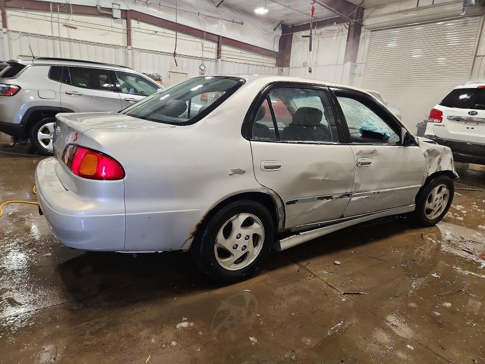 Photo 3 from auction – 2001 TOYOTA COROLLA CE with VIN 2T1BR12E81C428256