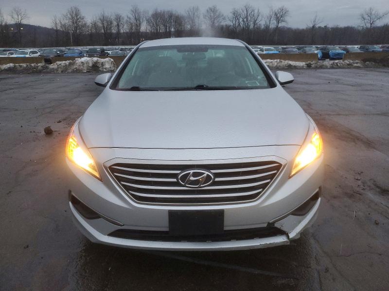 Photo 5 from auction – 2017 HYUNDAI SONATA SE with VIN 5NPE24AF7HH543533