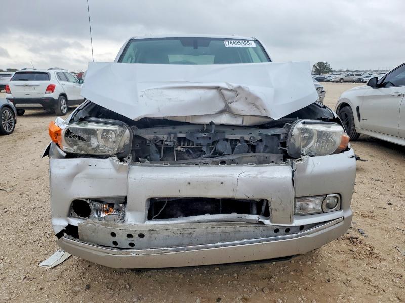 Photo 5 from auction – 2011 TOYOTA 4RUNNER with VIN JTEBU5JR8B5037256