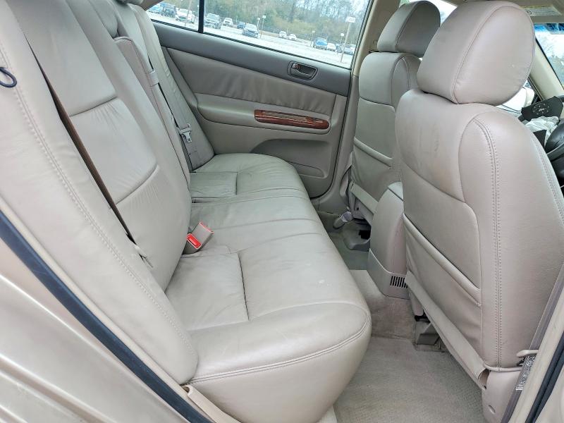 Photo 10 from auction – 2002 TOYOTA CAMRY with VIN 4T1BE32K82U060254