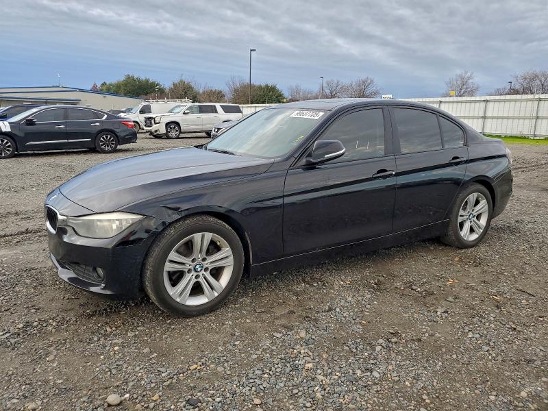 BMW 320 I 2014 with VIN WBA3B1C53EPV79002 - Photo from auction