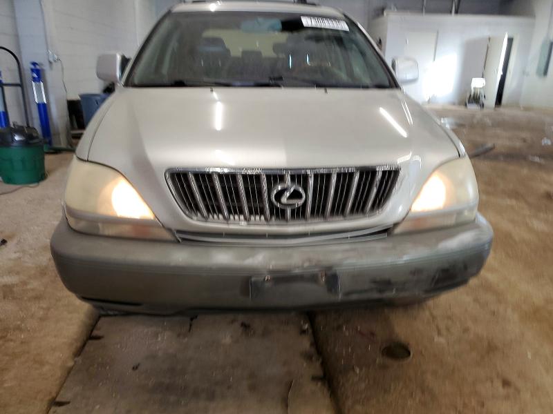 Photo 5 from auction – 2003 LEXUS RX 300 with VIN JTJHF10U930296941