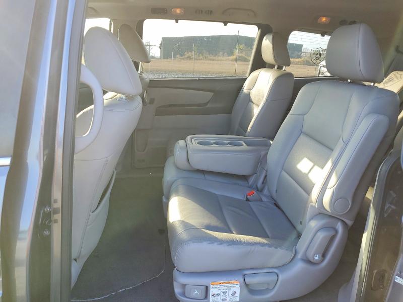 Photo 11 from auction – 2016 HONDA ODYSSEY with VIN 5FNRL5H61GB129669