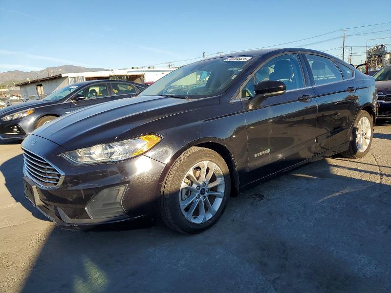 FORD FUSION SE 2019 with VIN 3FA6P0LU3KR208094 - Photo from auction