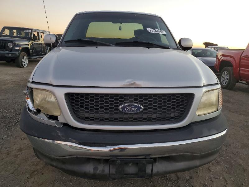 Photo 5 from auction – 2002 FORD F150 with VIN 2FTRX17202CA17411