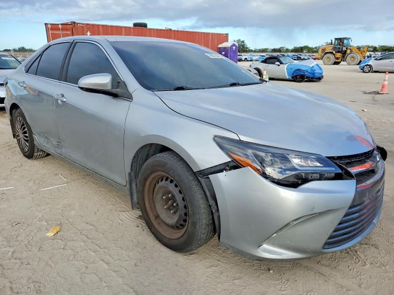 Photo 4 from auction – 2016 TOYOTA CAMRY LE with VIN 4T1BF1FK3GU557246
