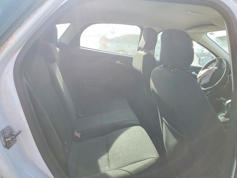 Photo 10 from auction – 2016 FORD FOCUS with VIN 1FADP3K29GL270503