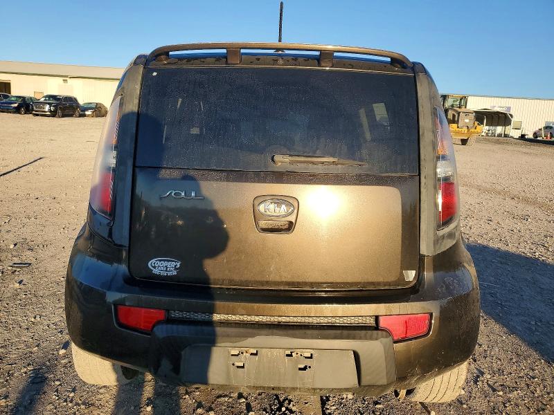 Photo 6 from auction – 2010 KIA SOUL with VIN KNDJT2A22A7097248