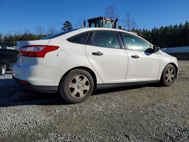 Photo 3 from auction – 2012 FORD FOCUS S with VIN 1FAHP3E27CL132028