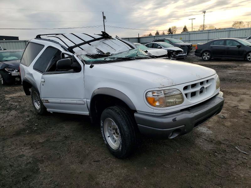 Photo 4 from auction – 1999 FORD EXPLORER with VIN 1FMYU24X4XUC80370