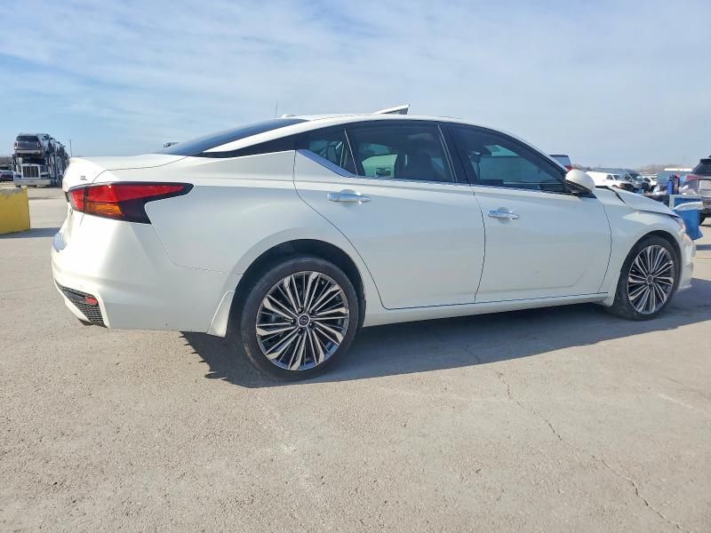Photo 3 from auction – 2023 NISSAN ALTIMA SL with VIN 1N4BL4EV6PN374952