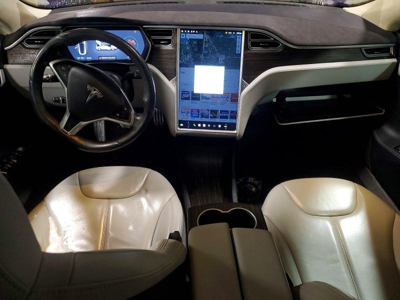 Photo 8 from auction – 2015 TESLA MODEL S with VIN 5YJSA1H41FF083208