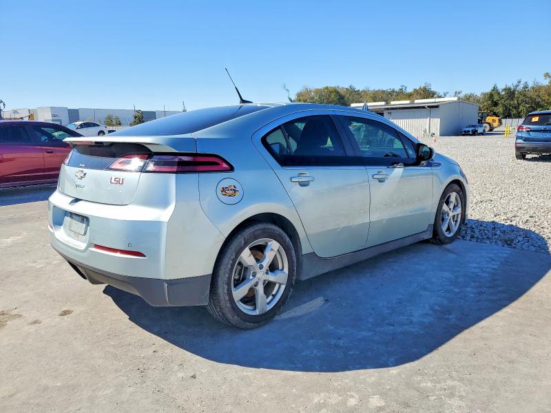 Photo 3 from auction – 2013 CHEVROLET VOLT with VIN 1G1RB6E45DU123039