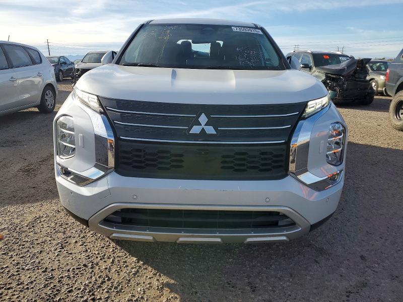 Photo 5 from auction – 2023 MITSUBISHI OUTLANDER with VIN JA4J4UA82PZ026765
