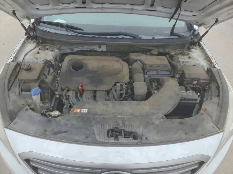 Photo 11 from auction – 2016 HYUNDAI SONATA SE with VIN 5NPE24AF6GH333018