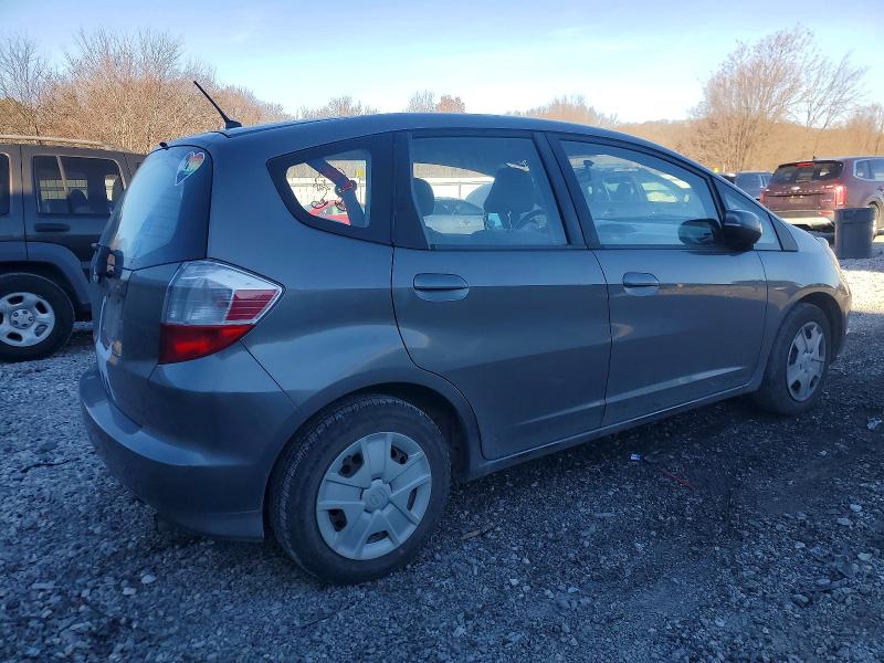 Photo 3 from auction – 2013 HONDA FIT with VIN JHMGE8H35DC047640