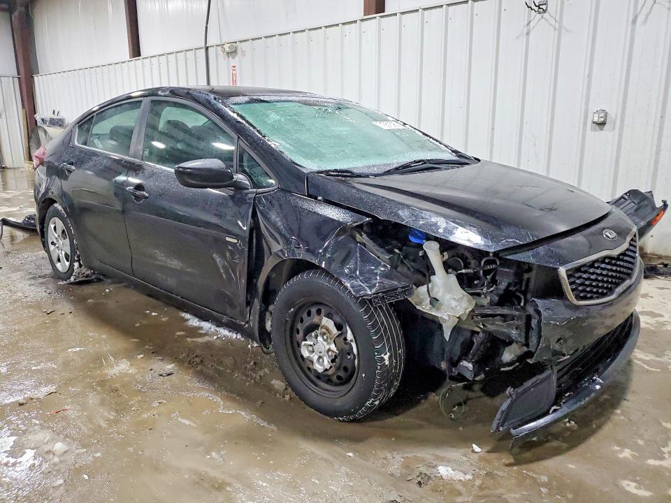 Photo 4 from auction – 2018 KIA FORTE LX with VIN 3KPFK4A78JE210328